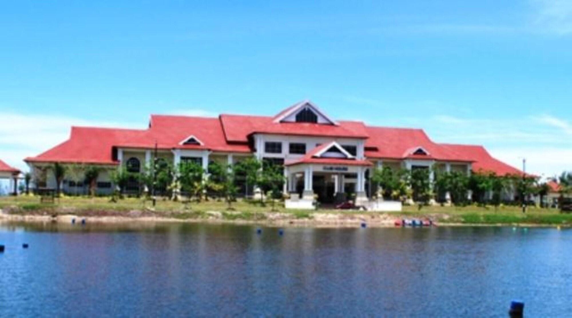 Terengganu Equestrian Resort Kuala Terengganu Exterior foto